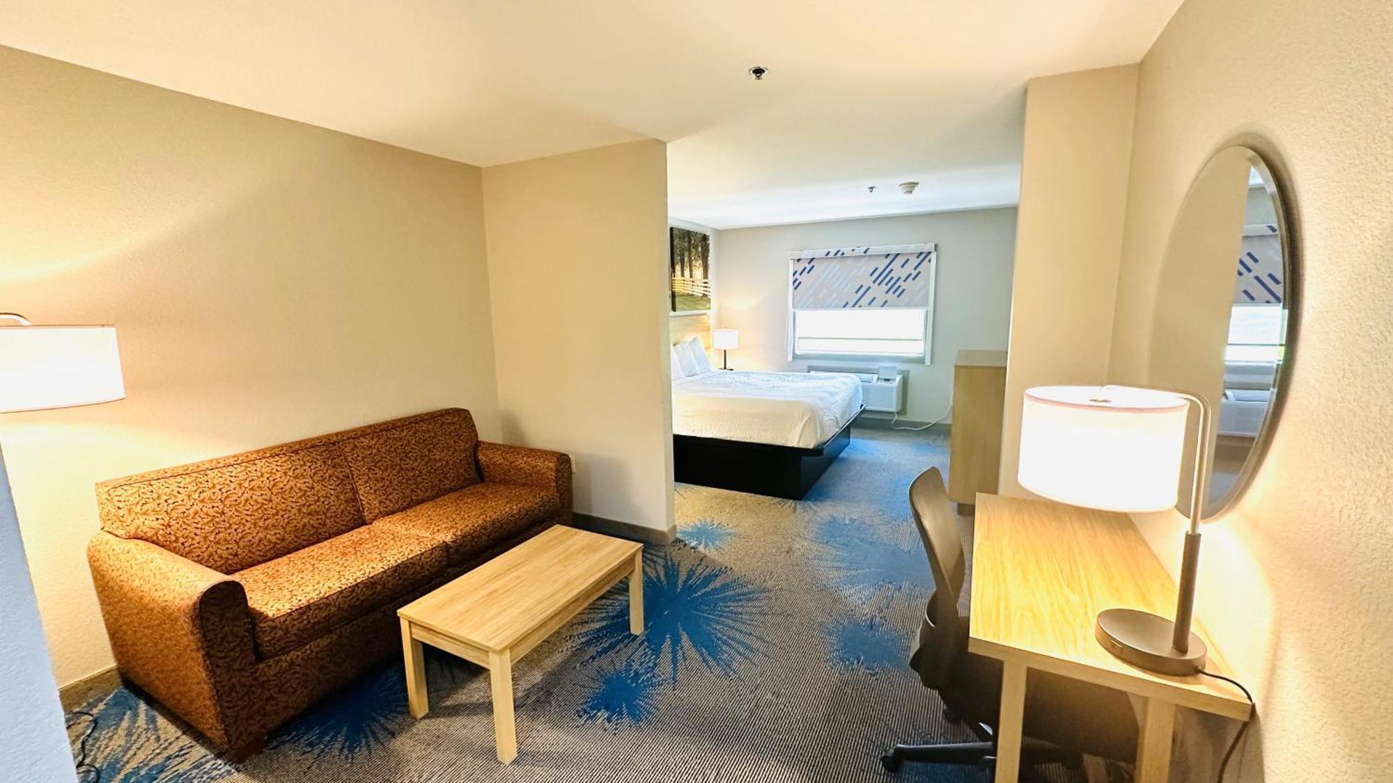 Days Inn & Suites By Wyndham Wynne Extérieur photo