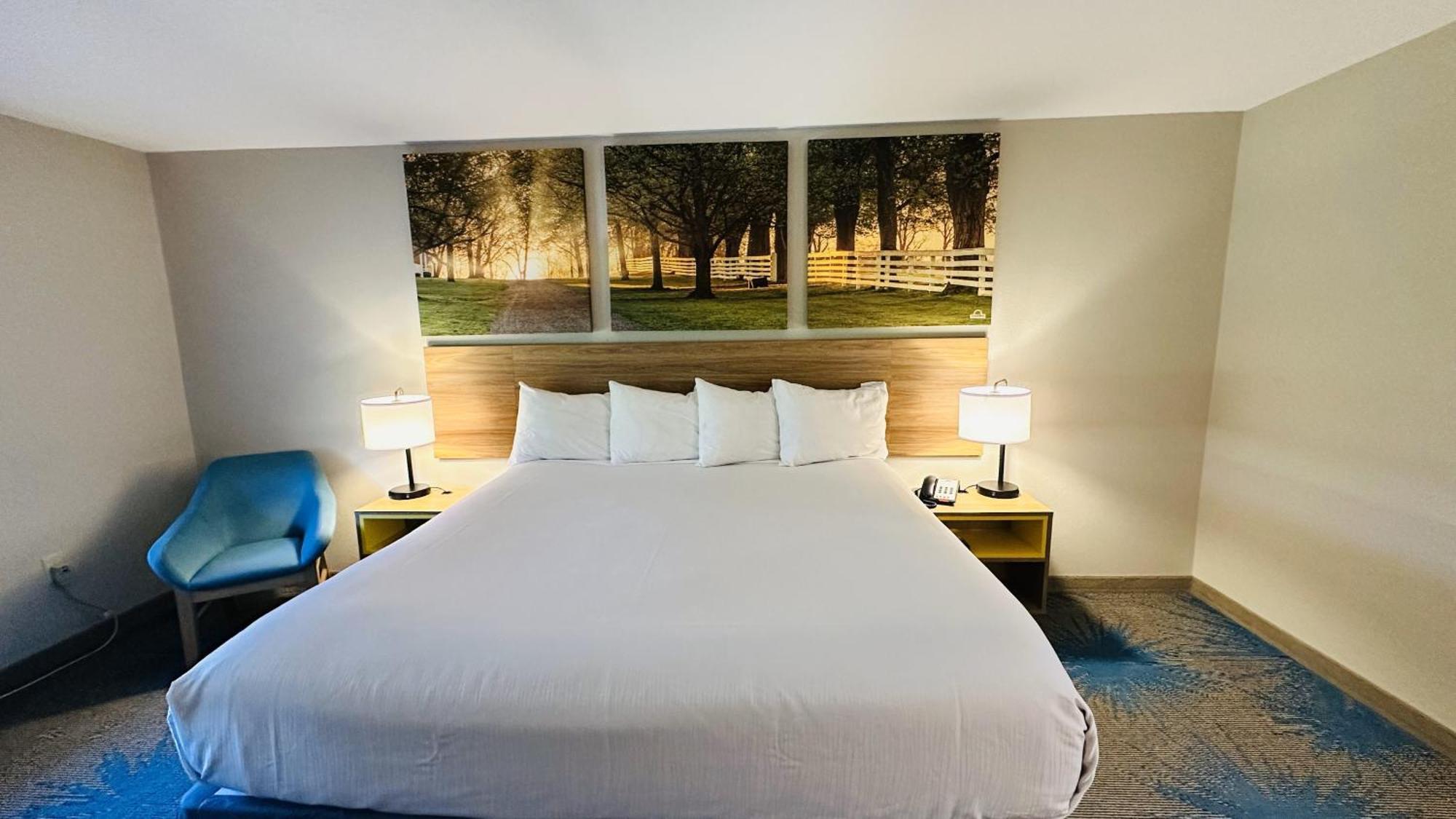 Days Inn & Suites By Wyndham Wynne Extérieur photo
